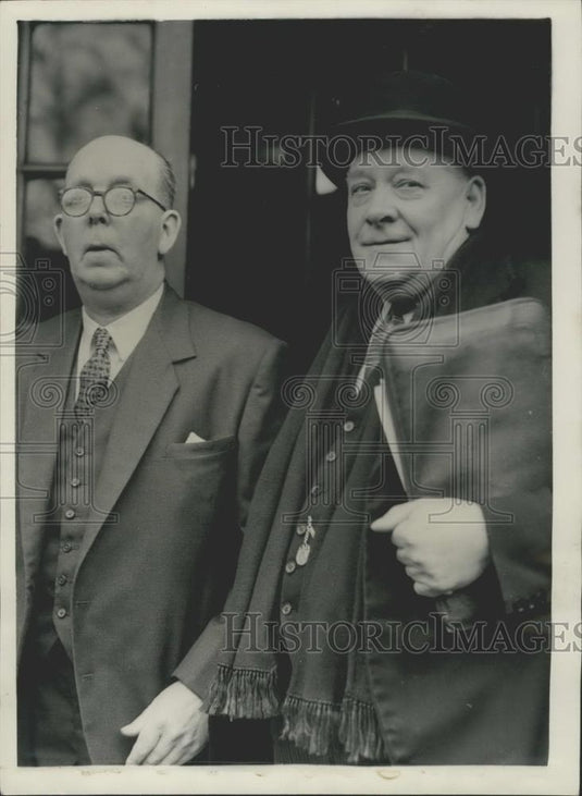 1957 Press Photo Gavin Martin & Ted Hill, Shipbuilding Union Leaders - Historic Images