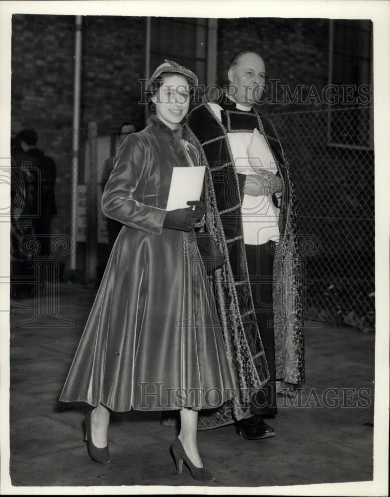 1955 Press Photo Princess Margaret Opens new Church Community Church - Historic Images