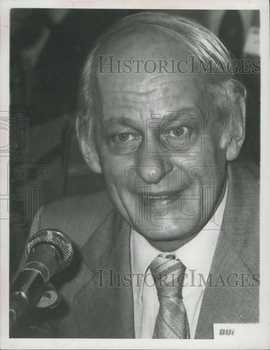 Press Photo Leuesque, Rene - Historic Images