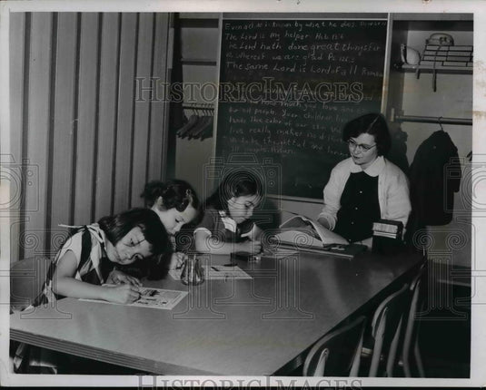 1956 Press Photo A class room in Primary Dept of Cleveland Heights school - Historic Images