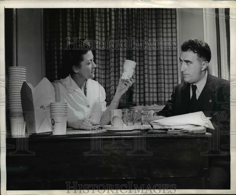 1945 Press Photo Nutritionist Rose Batt &amp; Director Joseph Adler - Historic Images