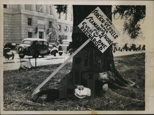 1937 Press Photo Protest of the Scandinavian Seamens' club - Historic Images