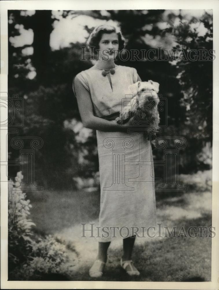 1934 Press Photo of Eugenie H. Grew. 17 - Historic Images