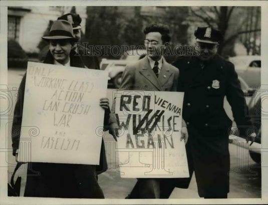 1938 Press Photo Police arrested Abe Kramer and W. Paul Jackson - Historic Images