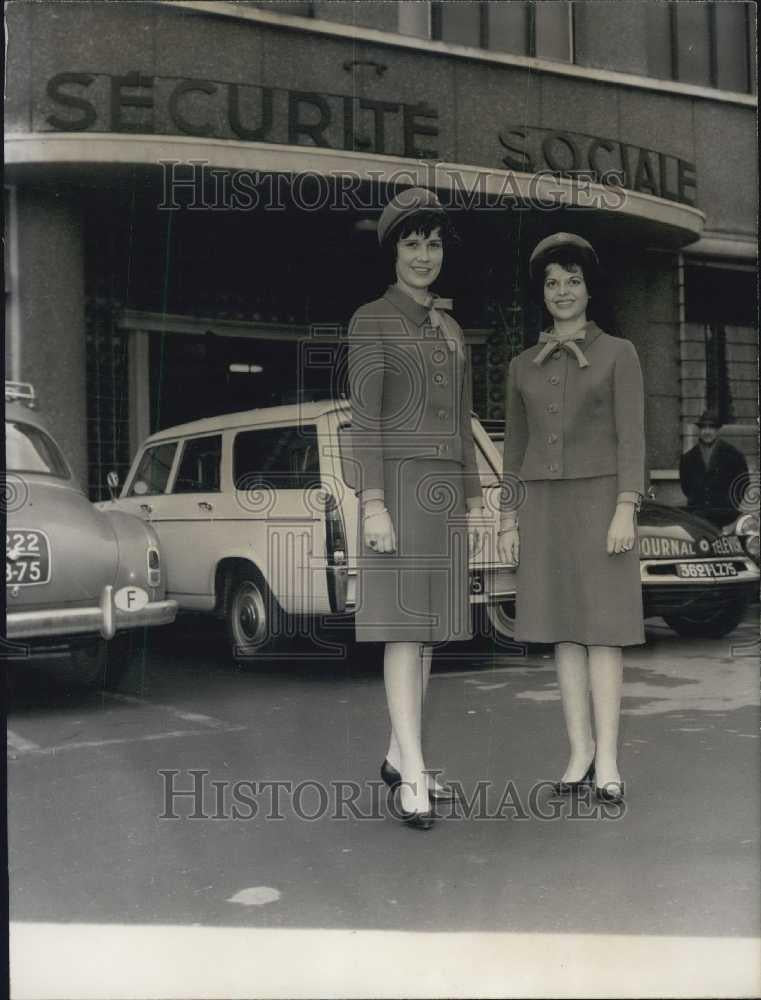 1964 Press Photo First Hostesses French Social Security Front Jeannette Rault - Historic Images