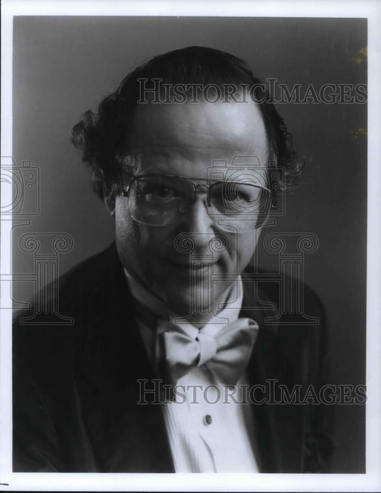 1994 Press Photo Paul Sperry in Canti del Sole in a free concert - cvp20406 - Historic Images