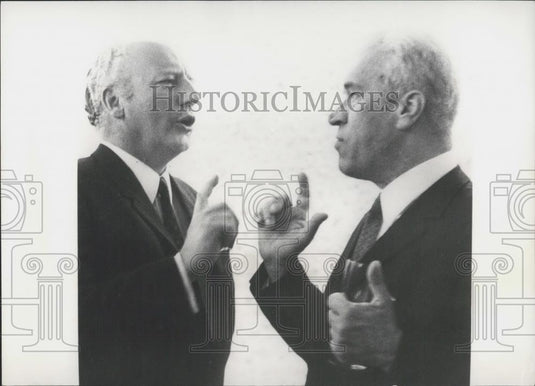 1971 Press Photo Secretary for Foreign Affairs Walter Scheel & Amb Sarapkin - Historic Images