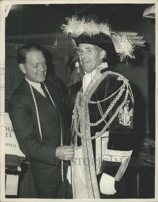 1955 Press Photo Lord Mayor's Coach Driver Is Fitted with Livery,Jack Strickland - Historic Images