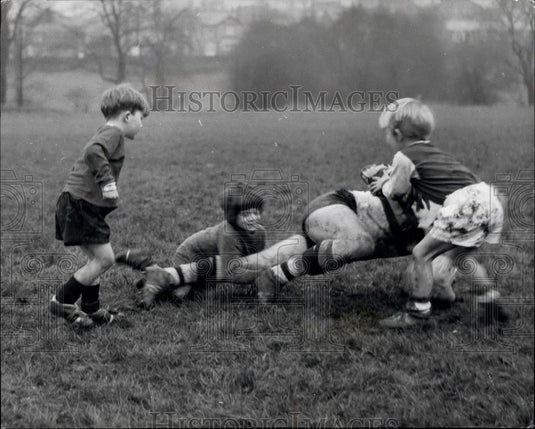 Press Photo Huddersfield R.U.F.C. full-back Peter Fitton - Historic Images