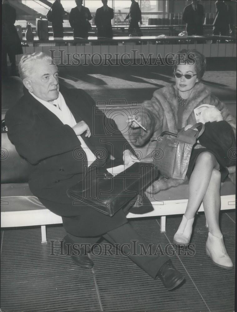 1963 Press Photo Director Ahatole Litvak, Actress Lilli Palmer - Historic Images