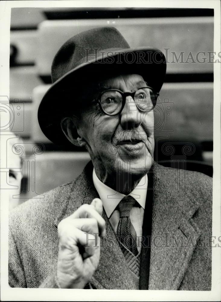 Press Photo Mr. M.L. Griffith Jones of London - Historic Images