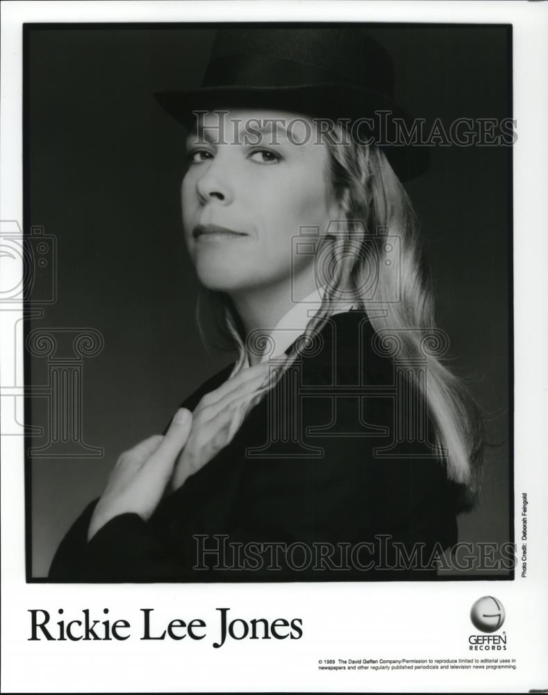 1989 Press Photo Rickie Lee Jones Music Artist - cvp27375 - Historic Images