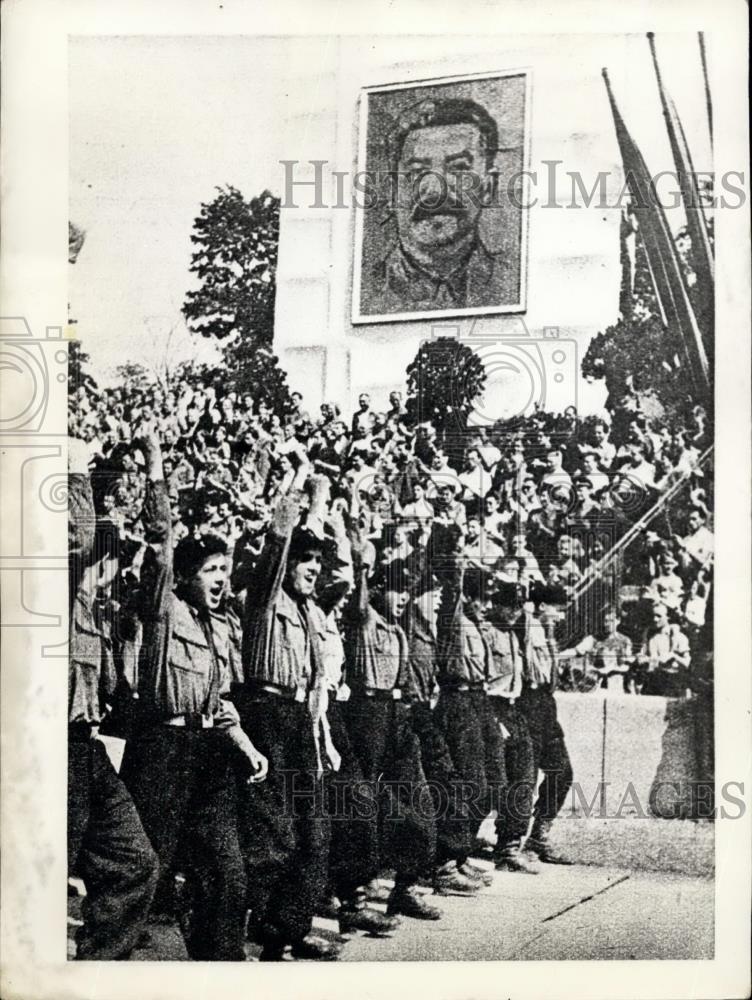 Press Photo &quot;Free German Youth Organization in East Germany. - Historic Images