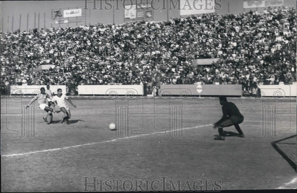 1969 Press Photo Cairo played against Ghana in soccer - Historic Images