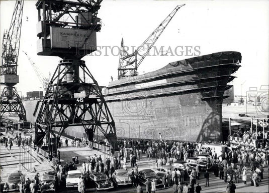 1960 Press Photo 66.000 ton turbine tanker "Naess Spirit" - Historic Images