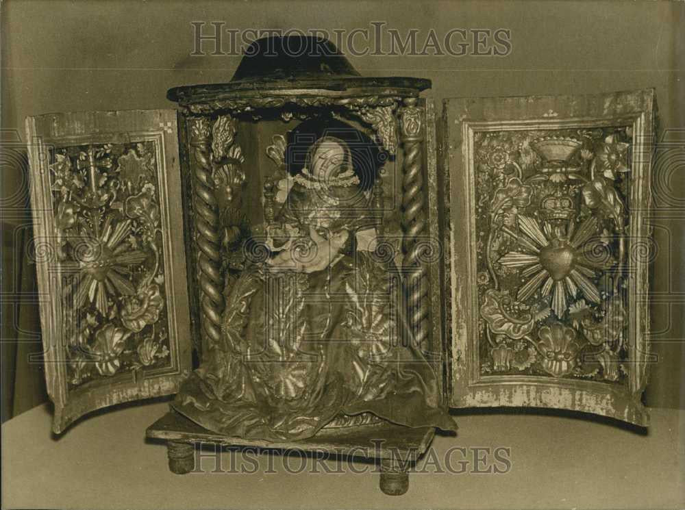 1973 Press Photo Sculptured artwork on exhibit in France - Historic Images