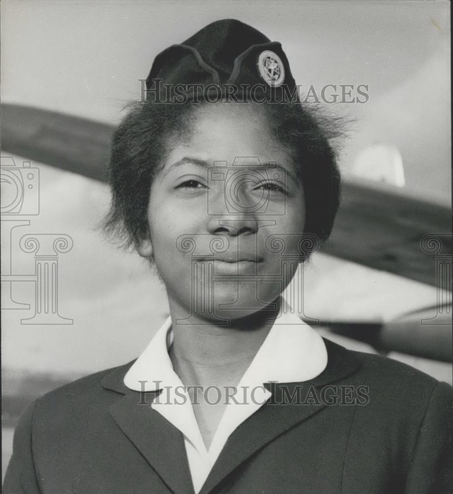 1960 Press Photo Douala Bell,First Black Air Hostess hired By French Air Company - Historic Images