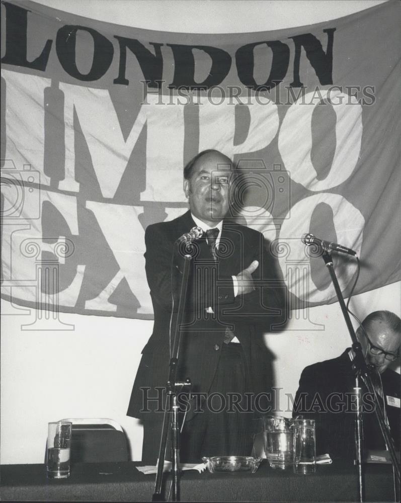 1976 Press Photo Reg Prentice , Impo/Expo Exhibition at the World Trade Centre - Historic Images