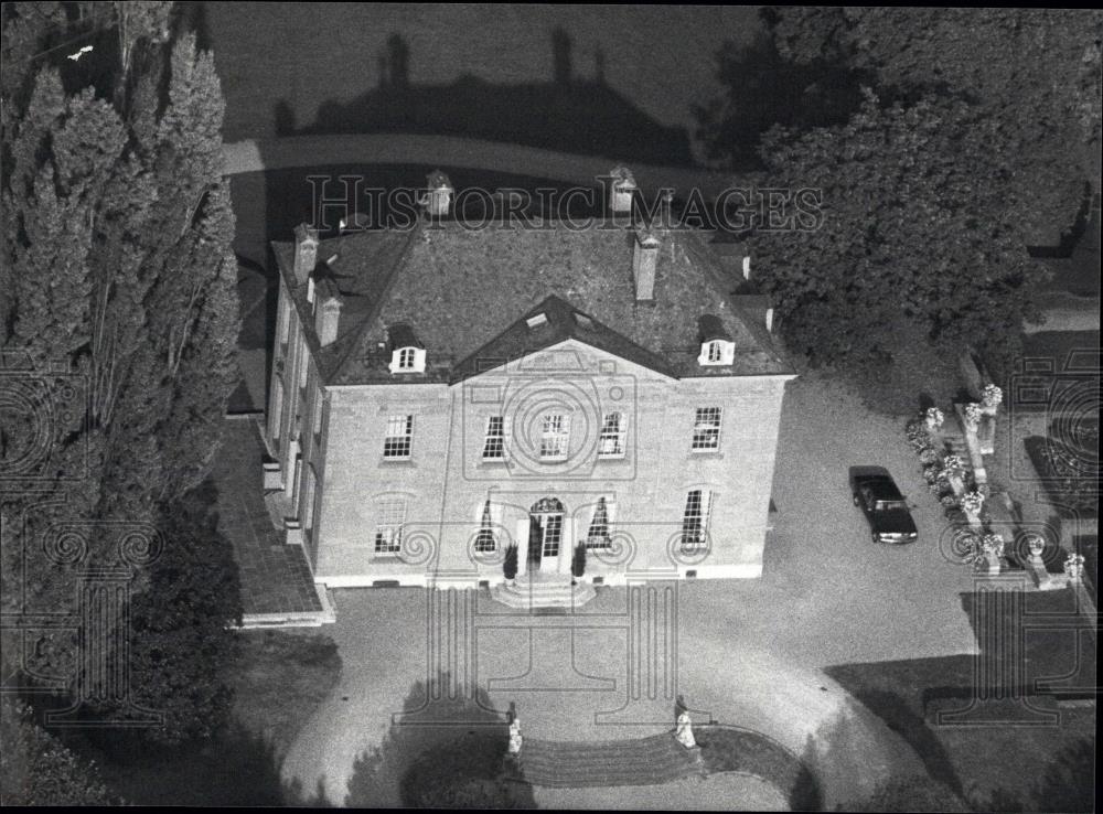 1985 Press Photo vacant villa on Lake Geneva called the "Fleur D'eau. - Historic Images