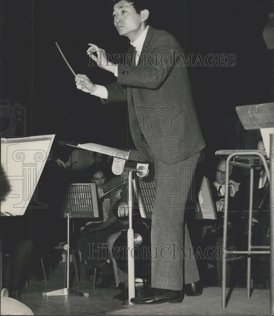 1965 Press Photo Japanese Conductor,Mr. Seiji Ozawa - Historic Images