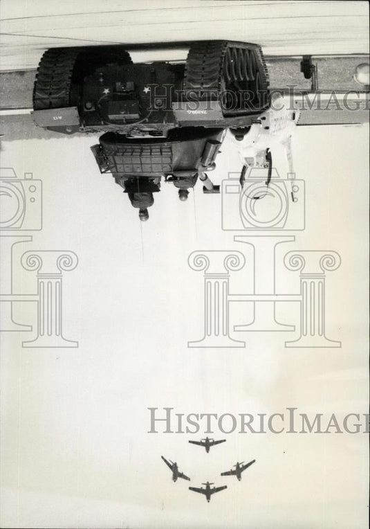 1956 Press Photo Gruenther & Jets Salute Retiring Gen. Orvel Cook - Historic Images
