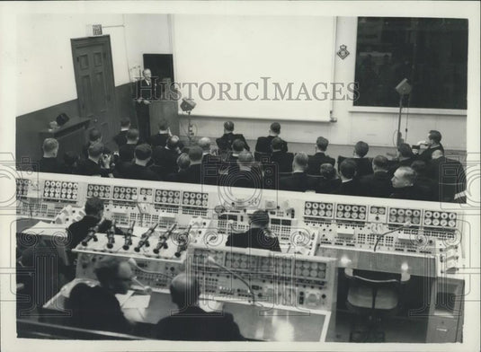 1958 Press Photo Royal Naval Tactical School, Woolwich, - Historic Images