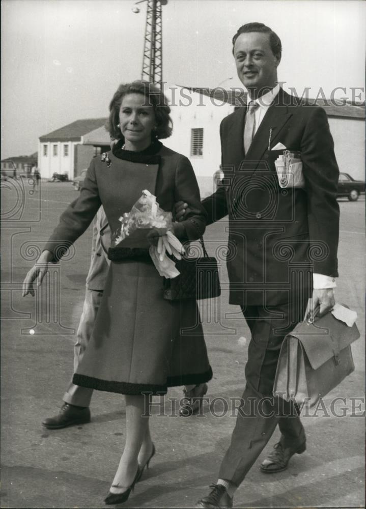 1975 Press Photo Tina Onassis And Blatform - Historic Images