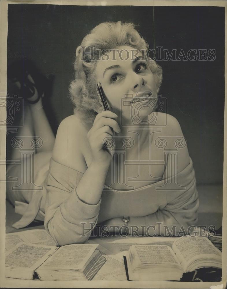 Press Photo Jo Ann Matthews the blonde bookmaker - Historic Images