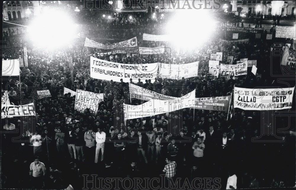 Press Photo General Confederation Of Workers Of Peru Meeting Chicago Victims - Historic Images