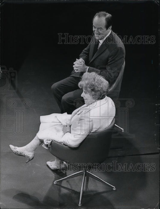 1968 Press Photo Vice President Humphrey in Humphrey in Cleveland - cvp24341 - Historic Images