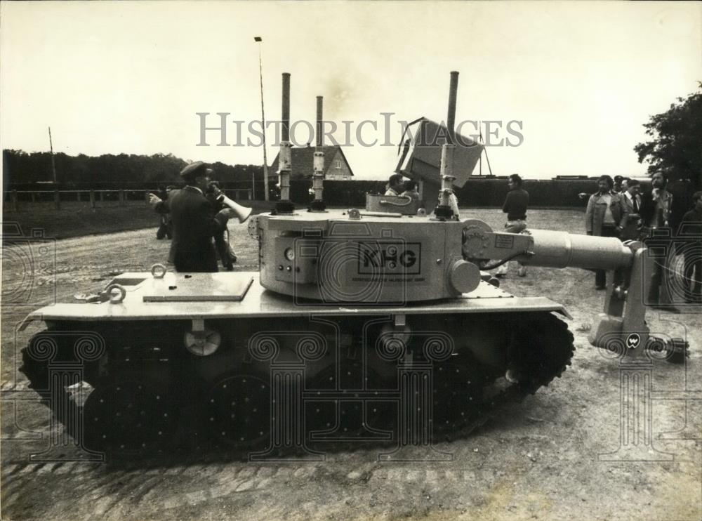 1978 Press Photo Sophisticated Robot Used by Ecologists - Historic Images