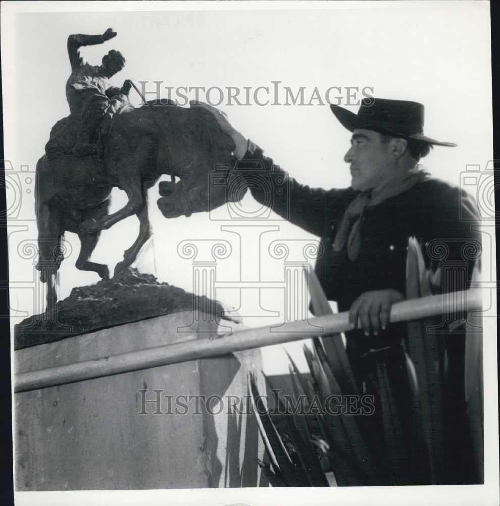 Press Photo Ranch Hand/Gaucho Memorial. German - Historic Images