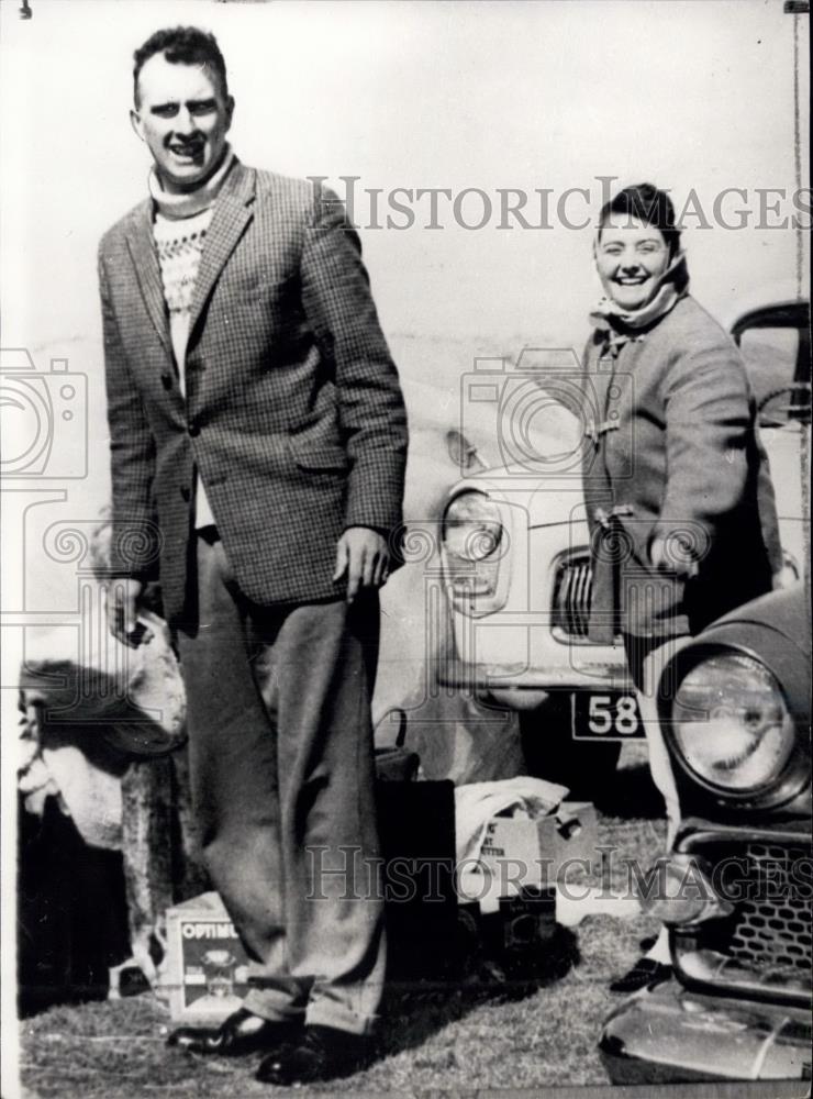 1965 Press Photo GEORGE RUSSEL and wife Joan - Historic Images