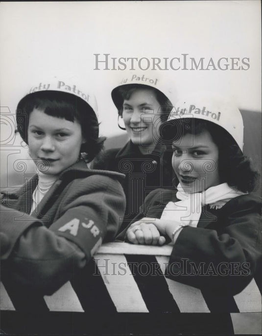 Press Photo Air Police at Burtonwood, the American airbase in Lancashire. - Historic Images