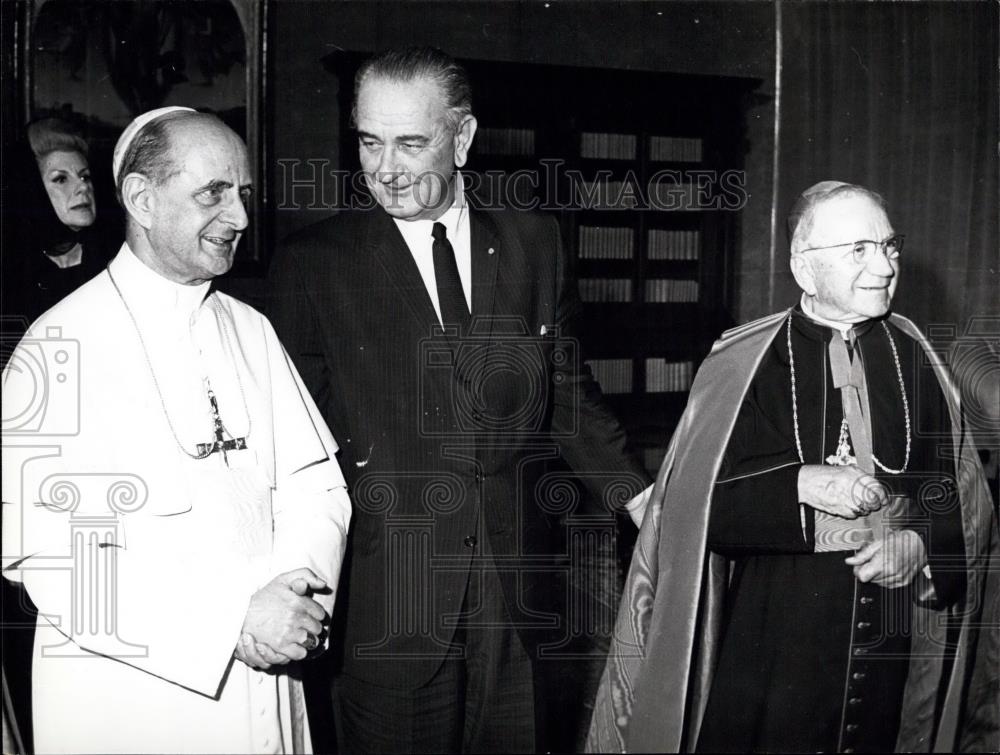 1967 Press Photo Pres Johnson visiting Pope Paul VI at Vatican, Cardinal Eicdena - Historic Images