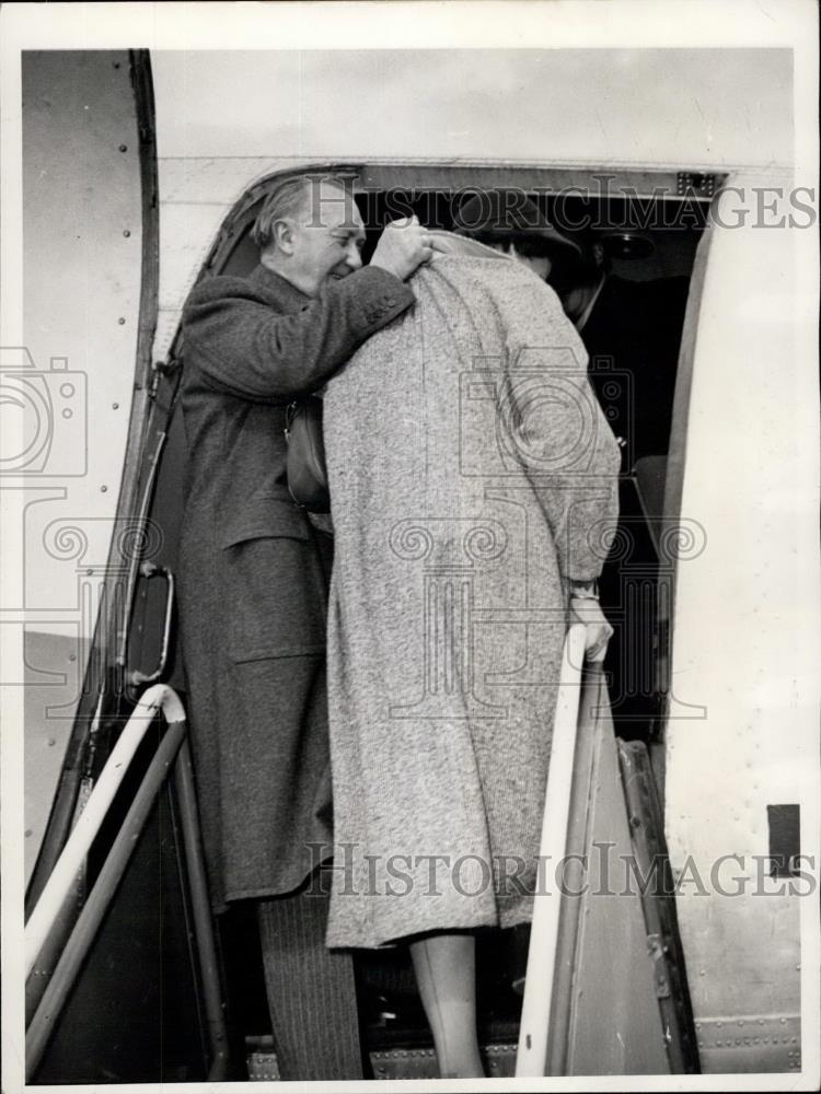 1953 Press Photo Federal Chancellor Dr. Konrad Adenauer &amp; daughter Lotte - Historic Images