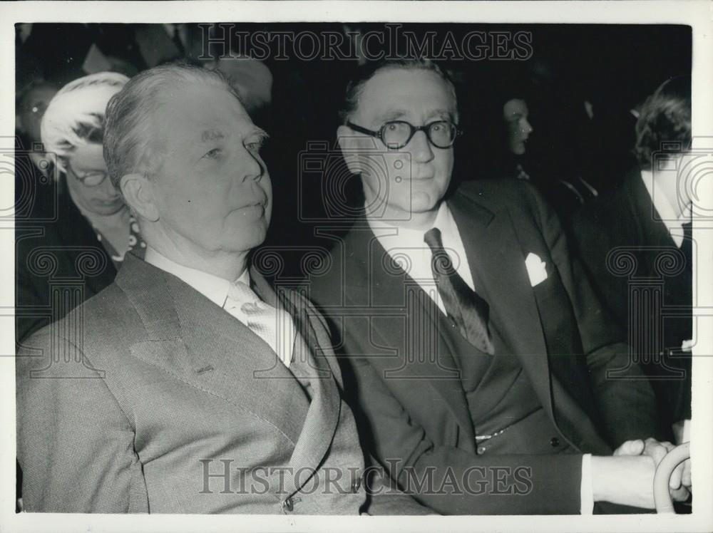 1958 Press Photo Mr. Geoffrey Agnew & Brother at Art Auction - Historic Images