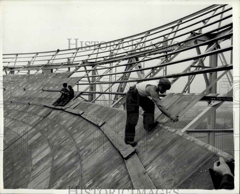 1957 Press Photo Largest Radio Telescope In World Scientific Research Workers - Historic Images