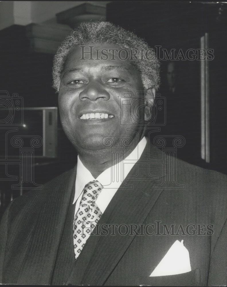 1974 Press Photo Dr. David first black Chairman of the Greater London Council - Historic Images