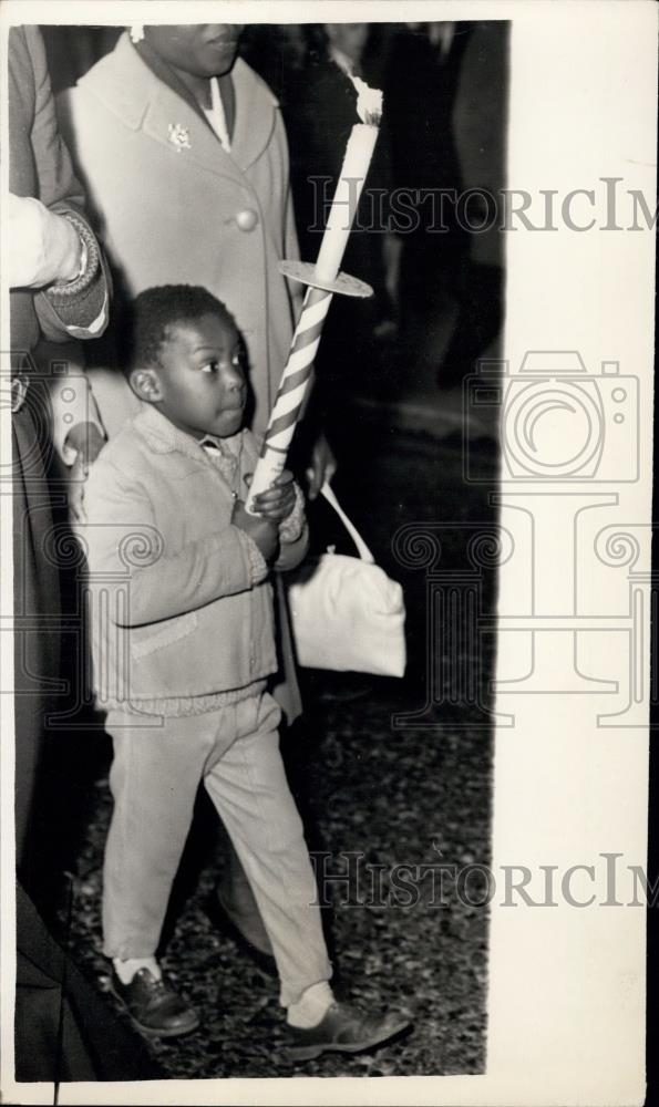 1961 Press Photo Bishops Leas Torchlight Procession For London&#39;s Homeless - Historic Images