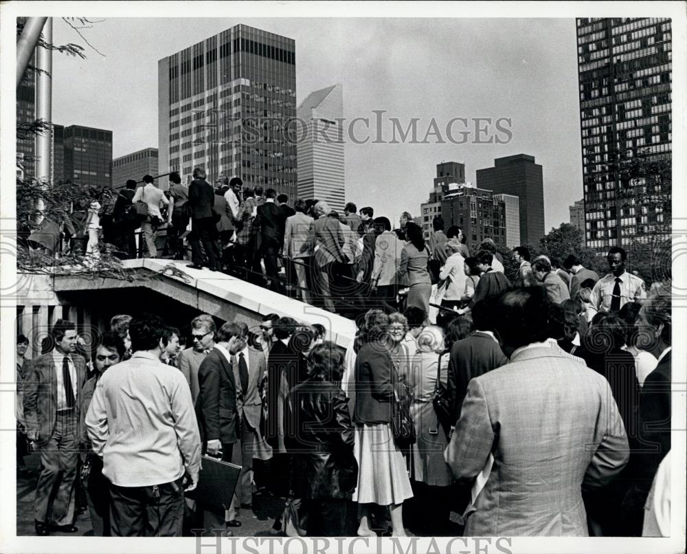 1979 Press Photo Evacuation of United Nation Buildings - Historic Images