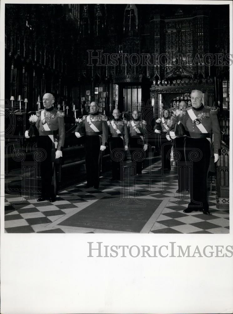 Press Photo The Military Knights of Windsor - Historic Images