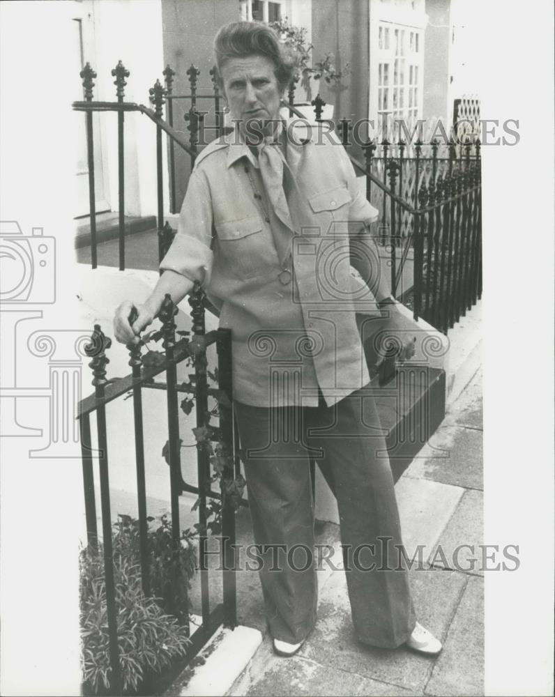 1975 Press Photo Pamela Countess of Onslow - Historic Images