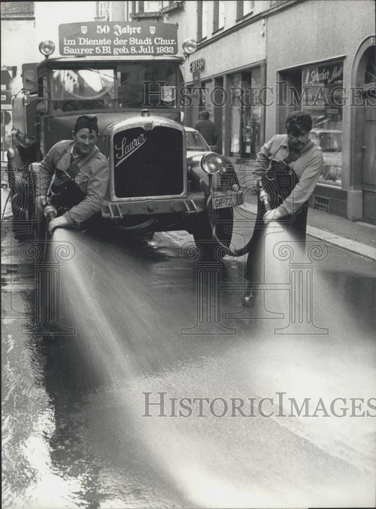 1986 Press Photo 54-year old "Saurer"-truck - Historic Images