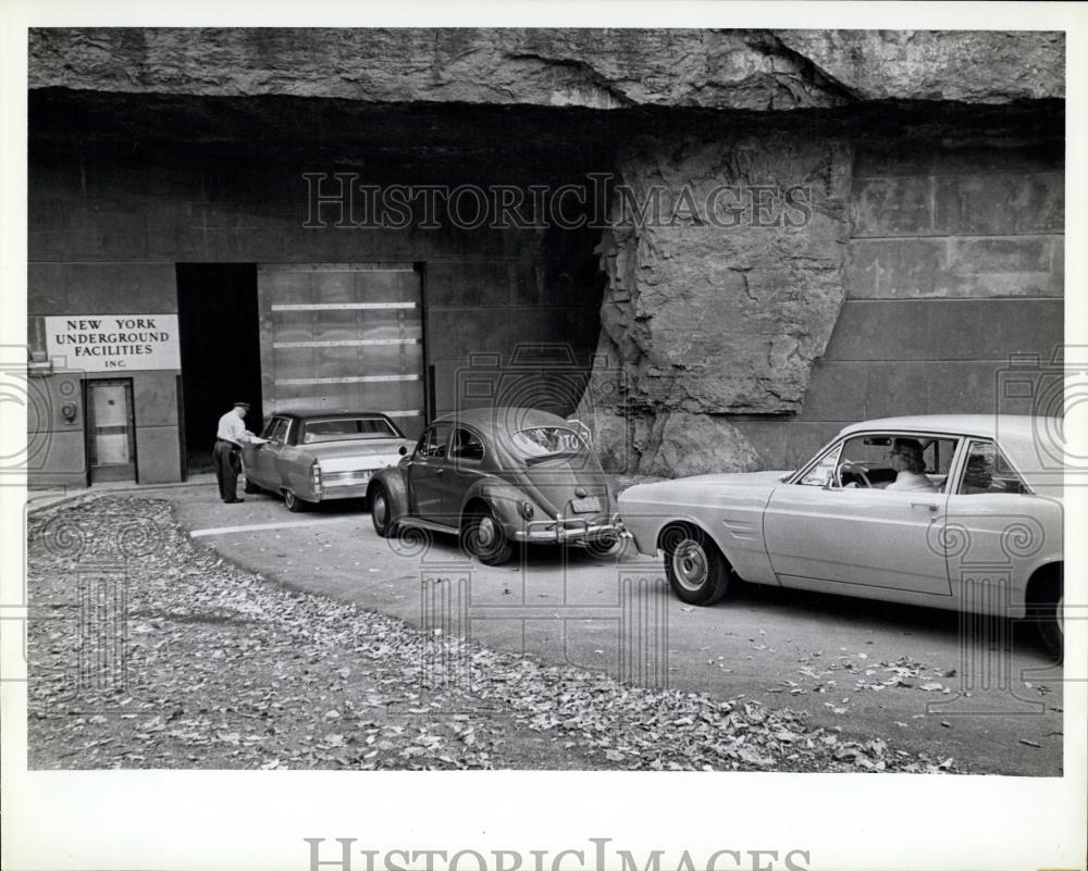 Press Photo Main Entrance to Underground City - New York - Historic Images