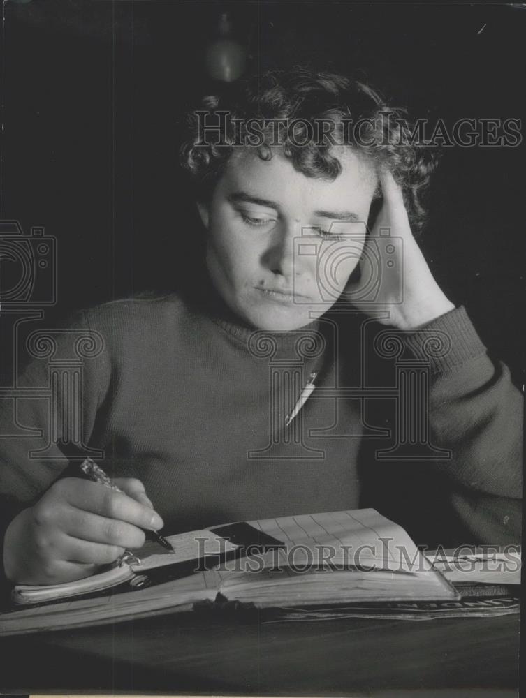 1955 Press Photo Erika Neumann Dying From Cancer - Historic Images