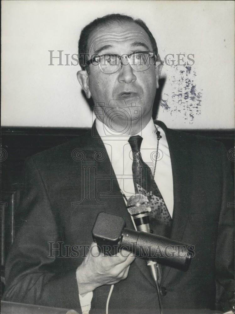 1969 Press Photo Professor Luria Receives Nobel Prize - Historic Images