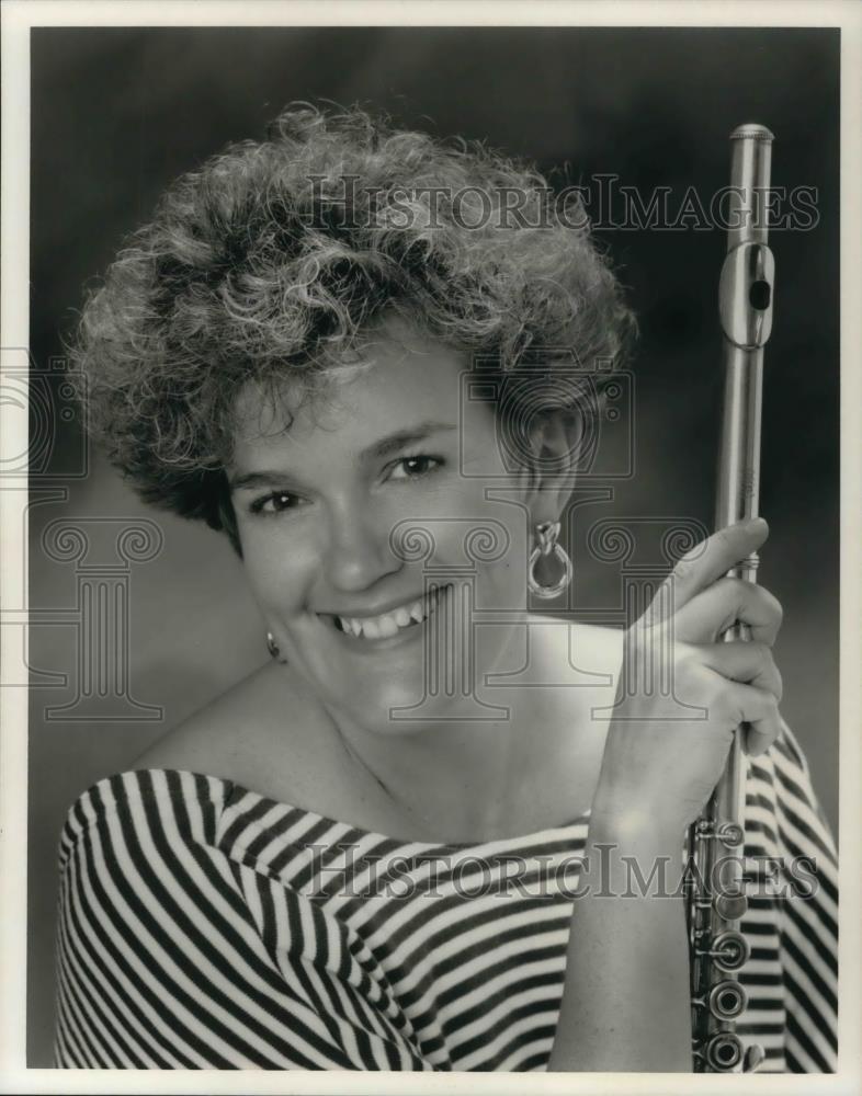 1992 Press Photo Flutist Holly Hoffman - cvp23961 - Historic Images