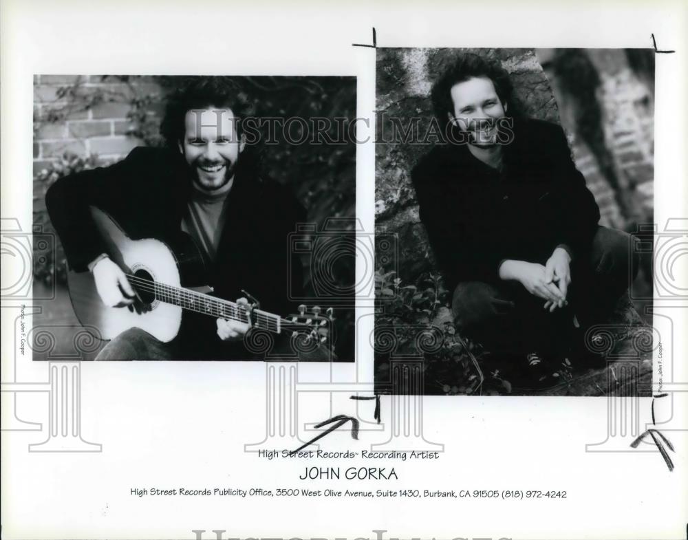 1992 Press Photo John Gorka Folk Singer Songwriter Guitarist and Musician - Historic Images