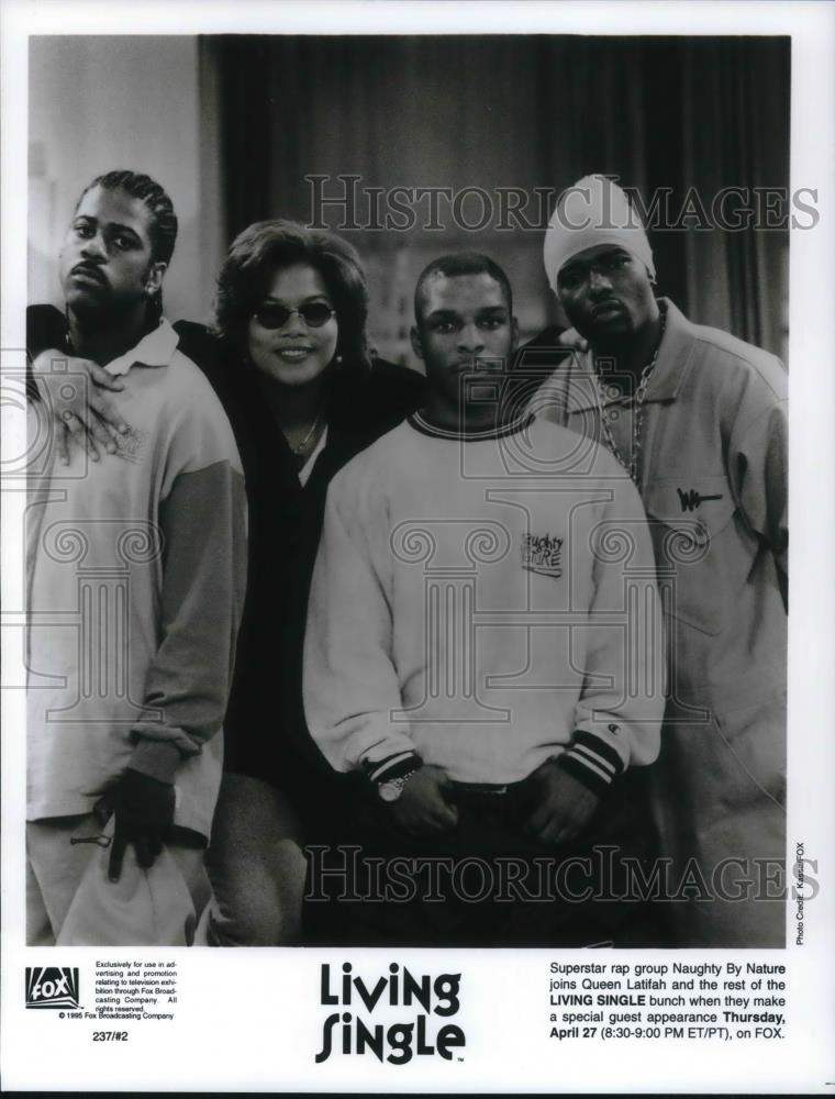 1997 Press Photo Naughty by Nature & Queen Latifah on Living Single - cvp20560 - Historic Images